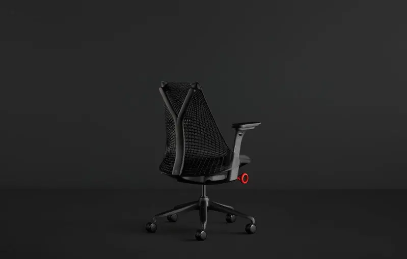 Sayl Performance Gaming Chair – Contoured Seat, 4D Armrests, Smooth Recline